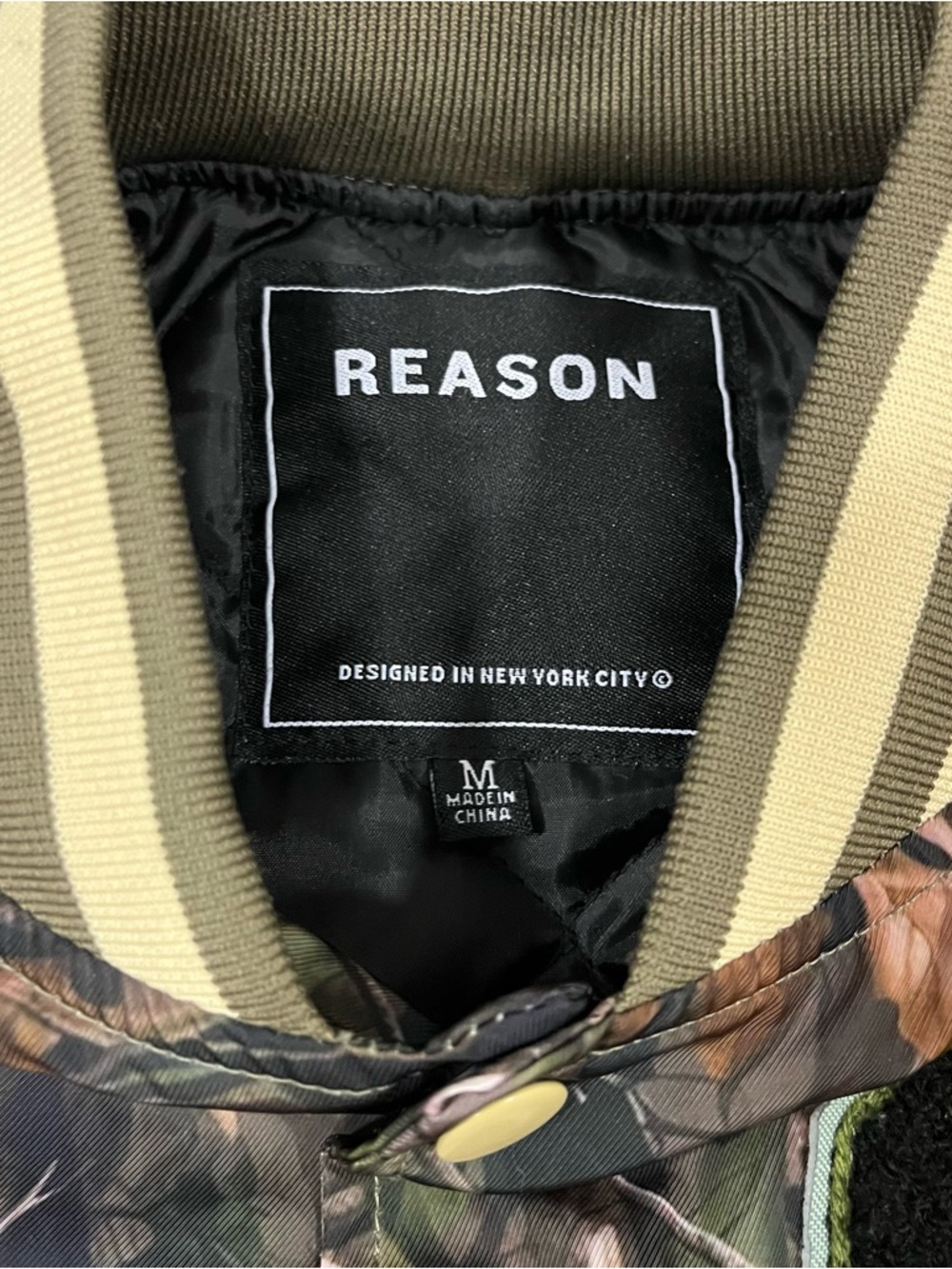 Reason Varsity Jacket Mens Medium TRUST NO ONE Camouflage Patches EUC - Picture 6 of 8